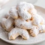 Almond Crescent Cookies Recipe