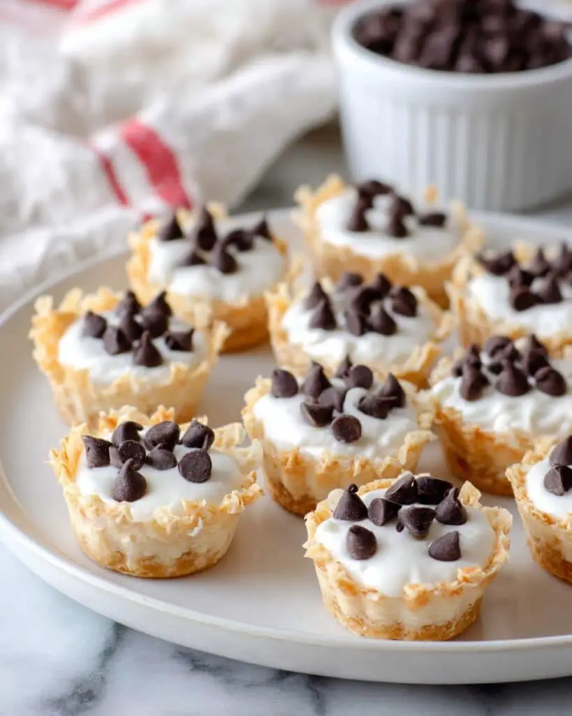 Mini Cannoli Cream Pastry Cups Recipe