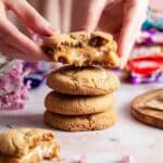 Stuffed Kinder Bueno Cookies with Kinderella Sauce Recipe