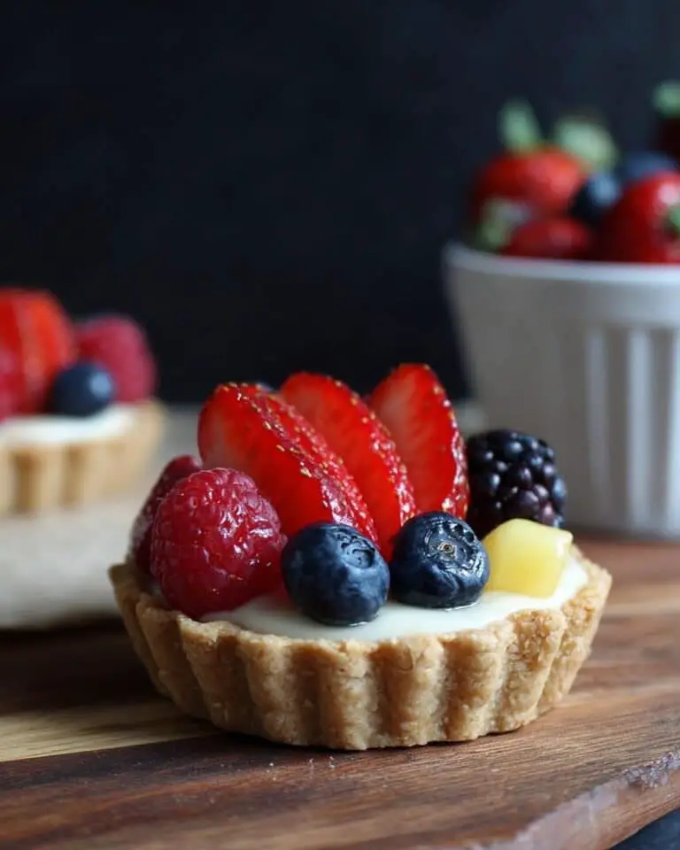 How to Glaze a Fruit Tart Recipe