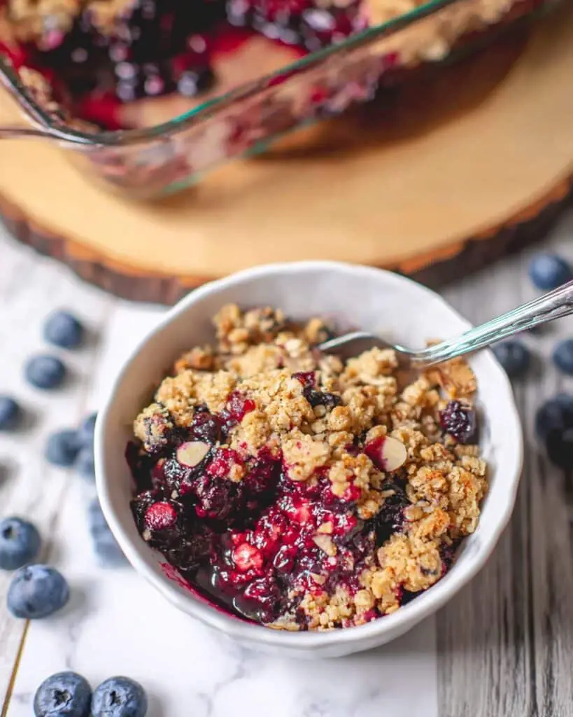 Easy Blueberry Crisp Recipe