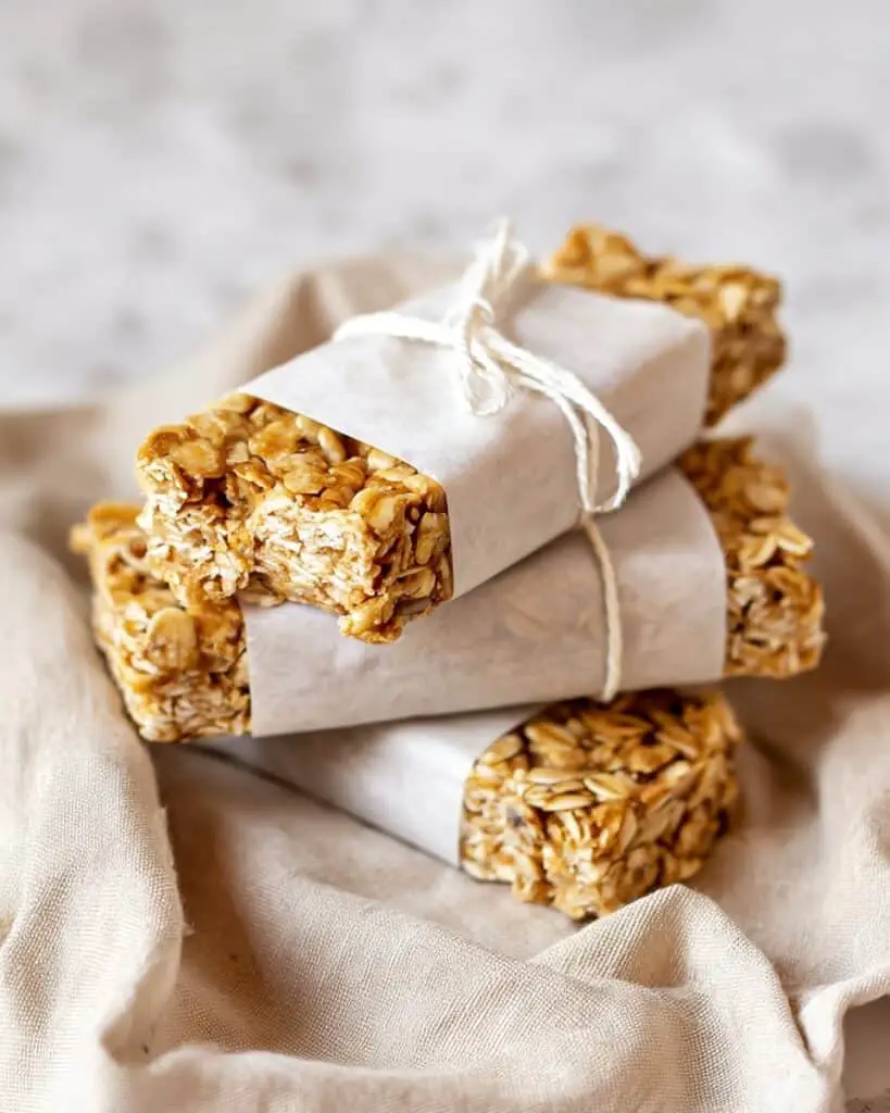 Vegan Strawberry Granola Bars Recipe