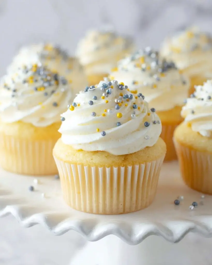 Moist Vanilla Cupcakes Recipe