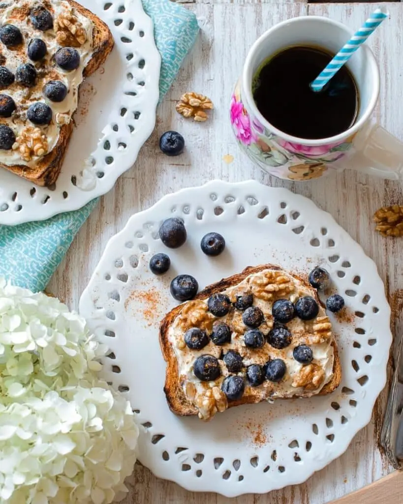 Blueberry Walnut Toast with Honey and Cinnamon Recipe