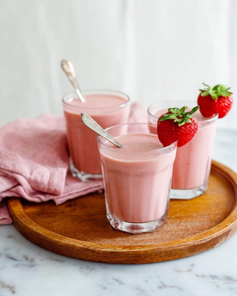 Simple Strawberry Smoothie Recipe