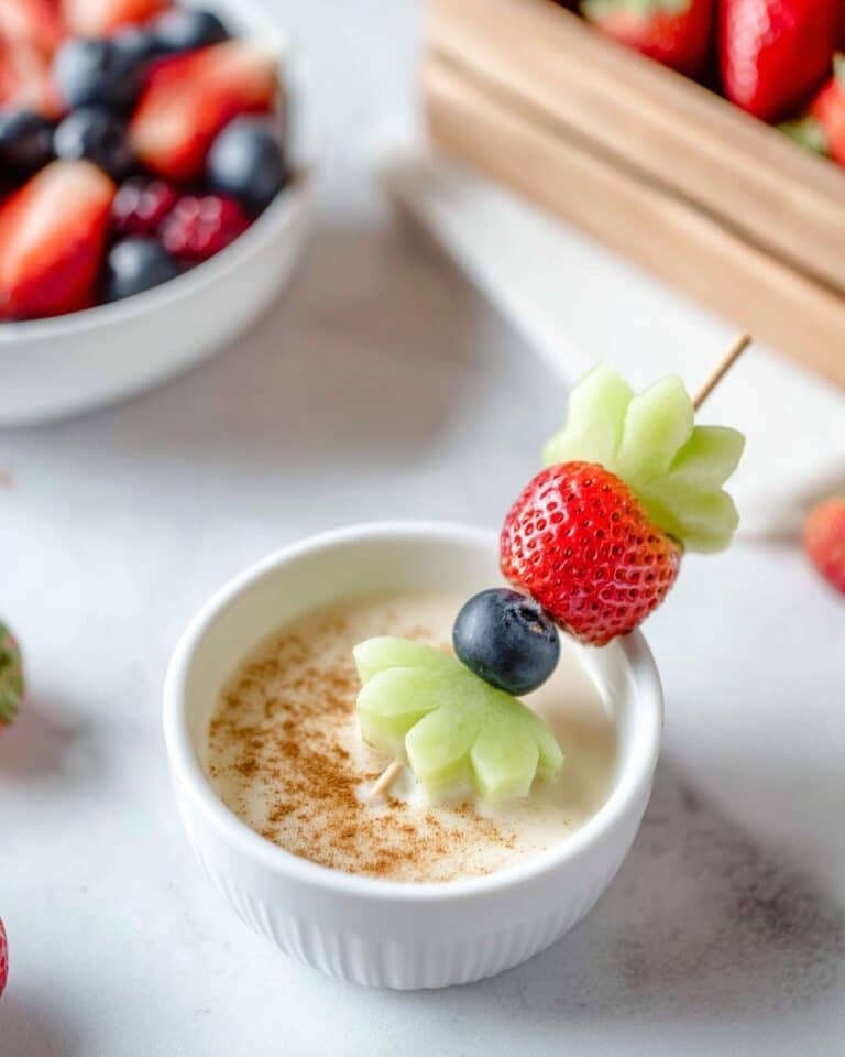 Healthy Sugared-Vanilla Yogurt Fruit Dip Recipe