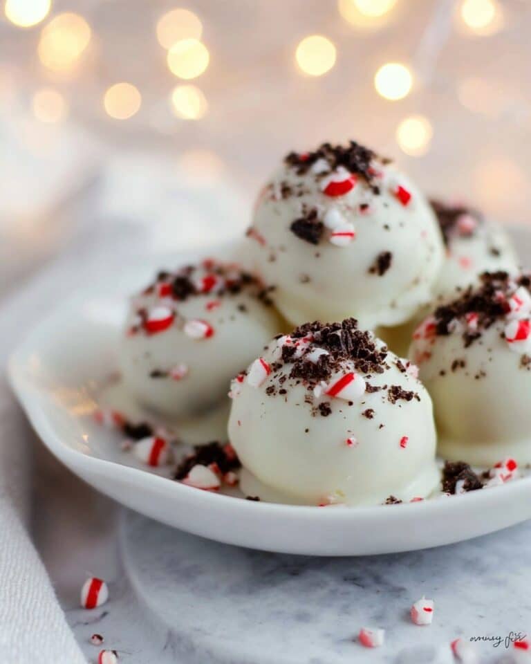 Candy Cane Oreo Balls Recipe