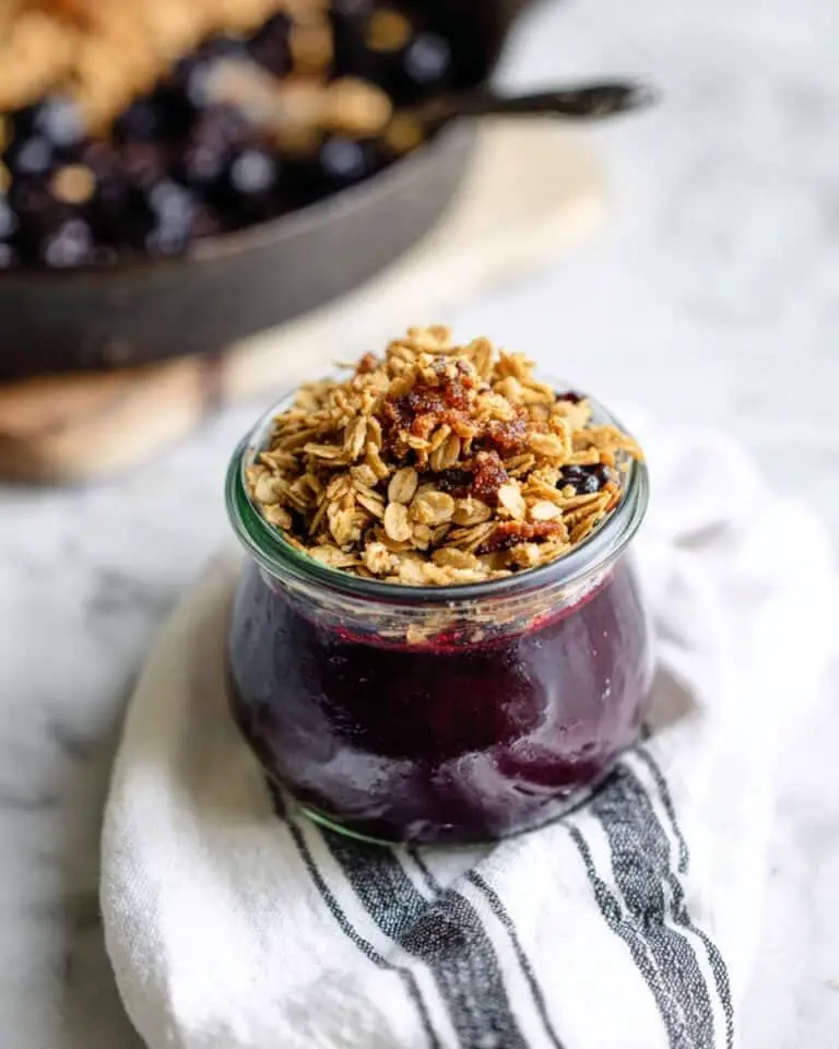 Quick & Easy Stovetop Blueberry Crumble Recipe