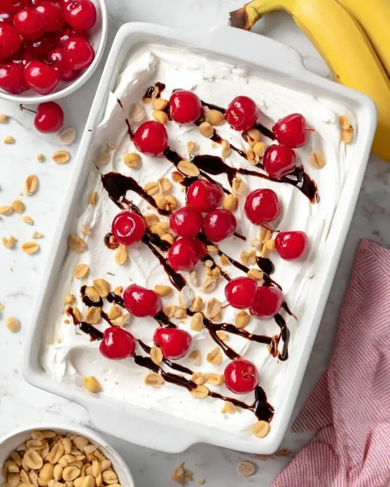 No Bake Banana Split Cake Recipe