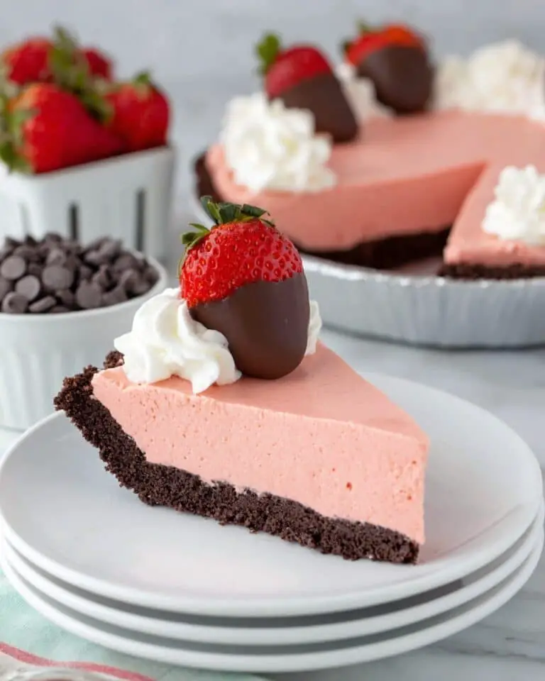 Strawberry Jello Pie (Easy No-Bake Dessert) Recipe